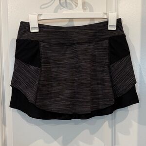 Athleta Striped Black Heather tennis
Skort - Black/Gray